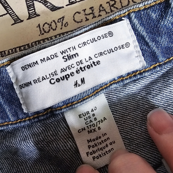 H&M Slim Stretchy High Waisted Jean's & Denim - Picture 4 of 6